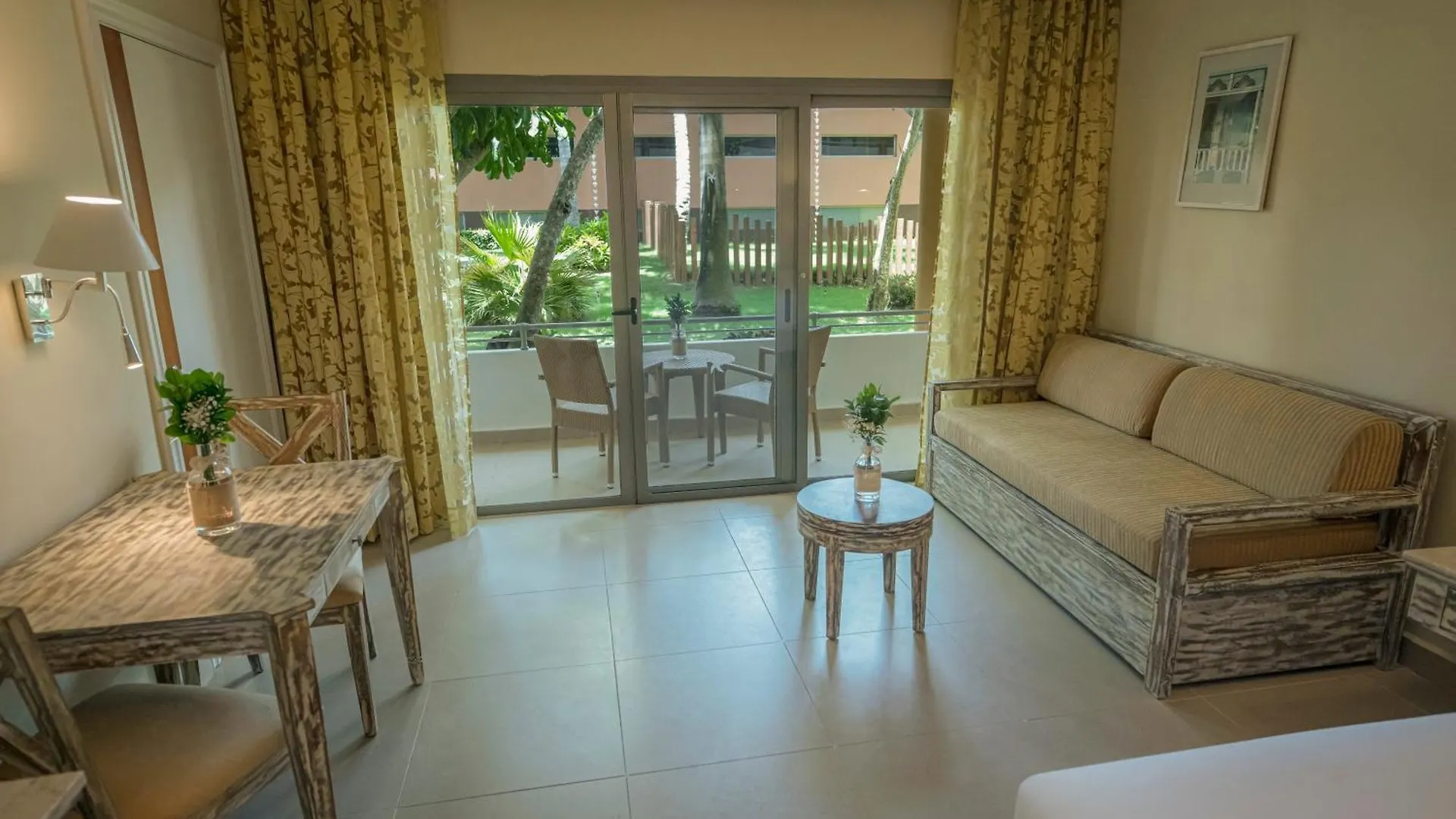 Iberostar Waves Dominicana 바바로