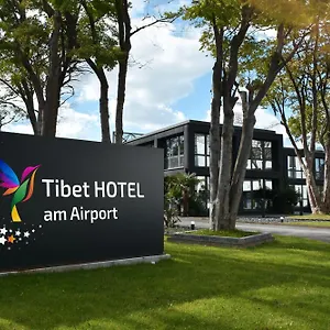 Tibet Am Airport Duesseldorf-ratingen , Ratingen Germania